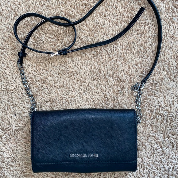 Michael Kors Handbags - Michael Kors purse